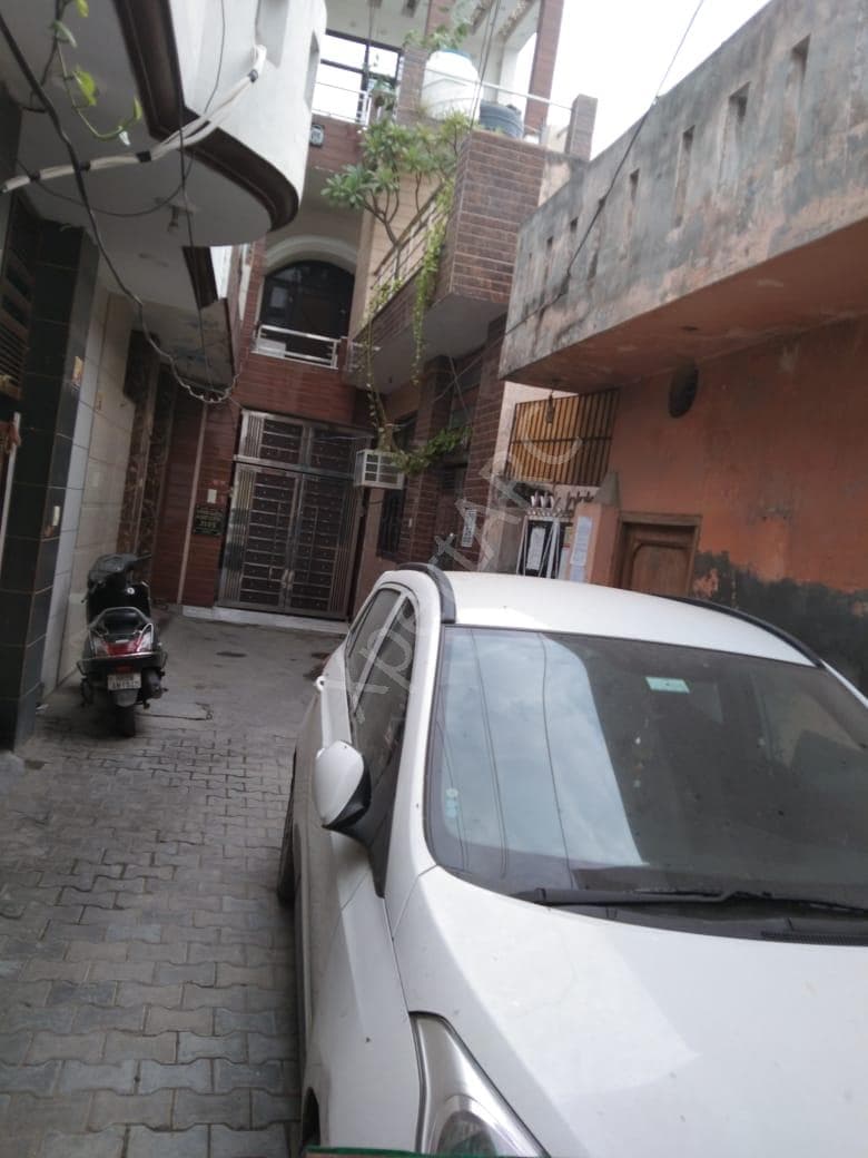 Property Photos 6