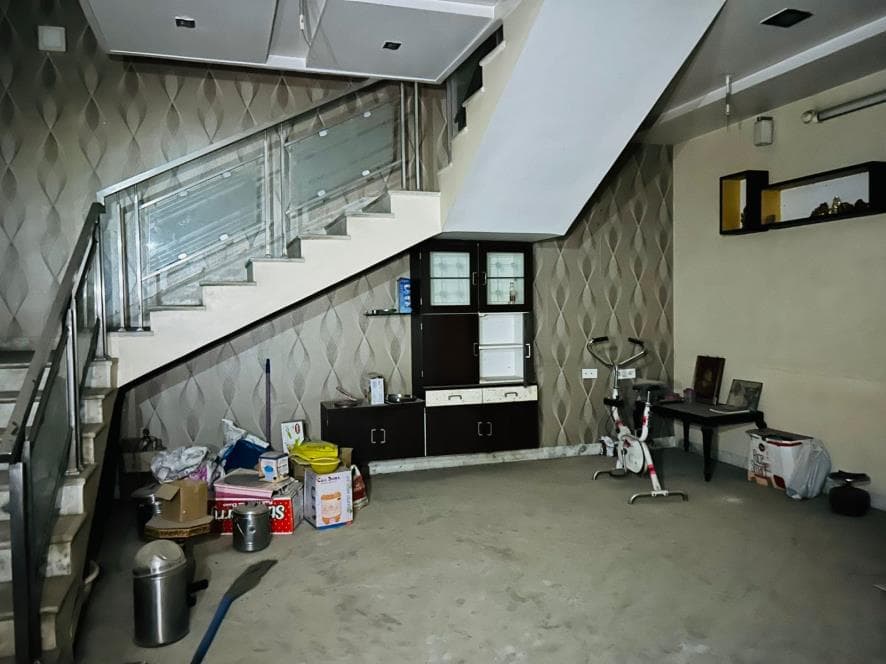 Property Photos 30