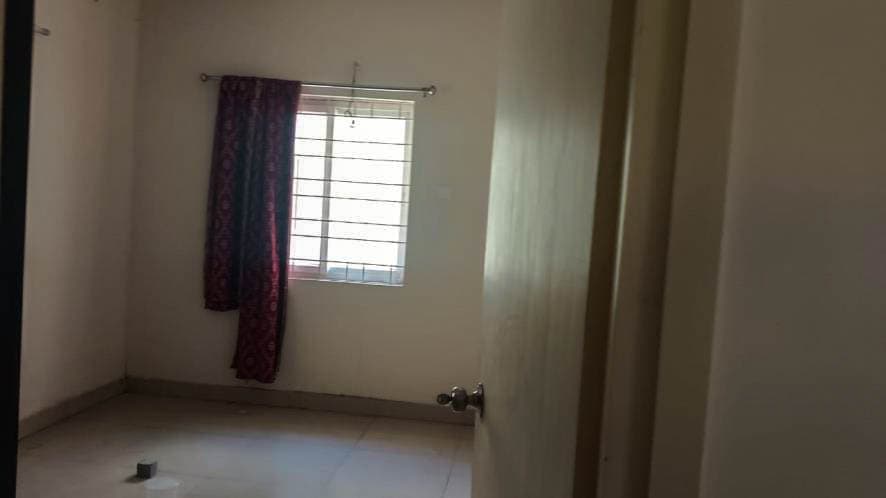 Property Photos 15