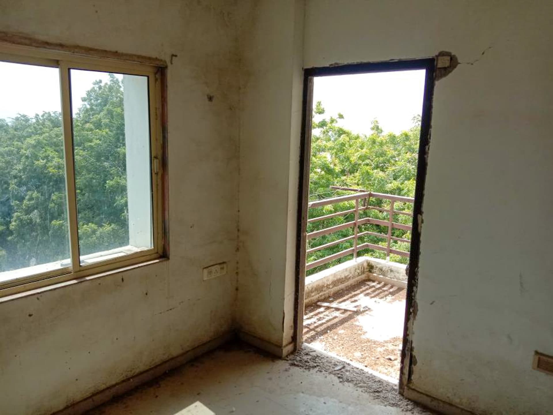 Property Photos 38