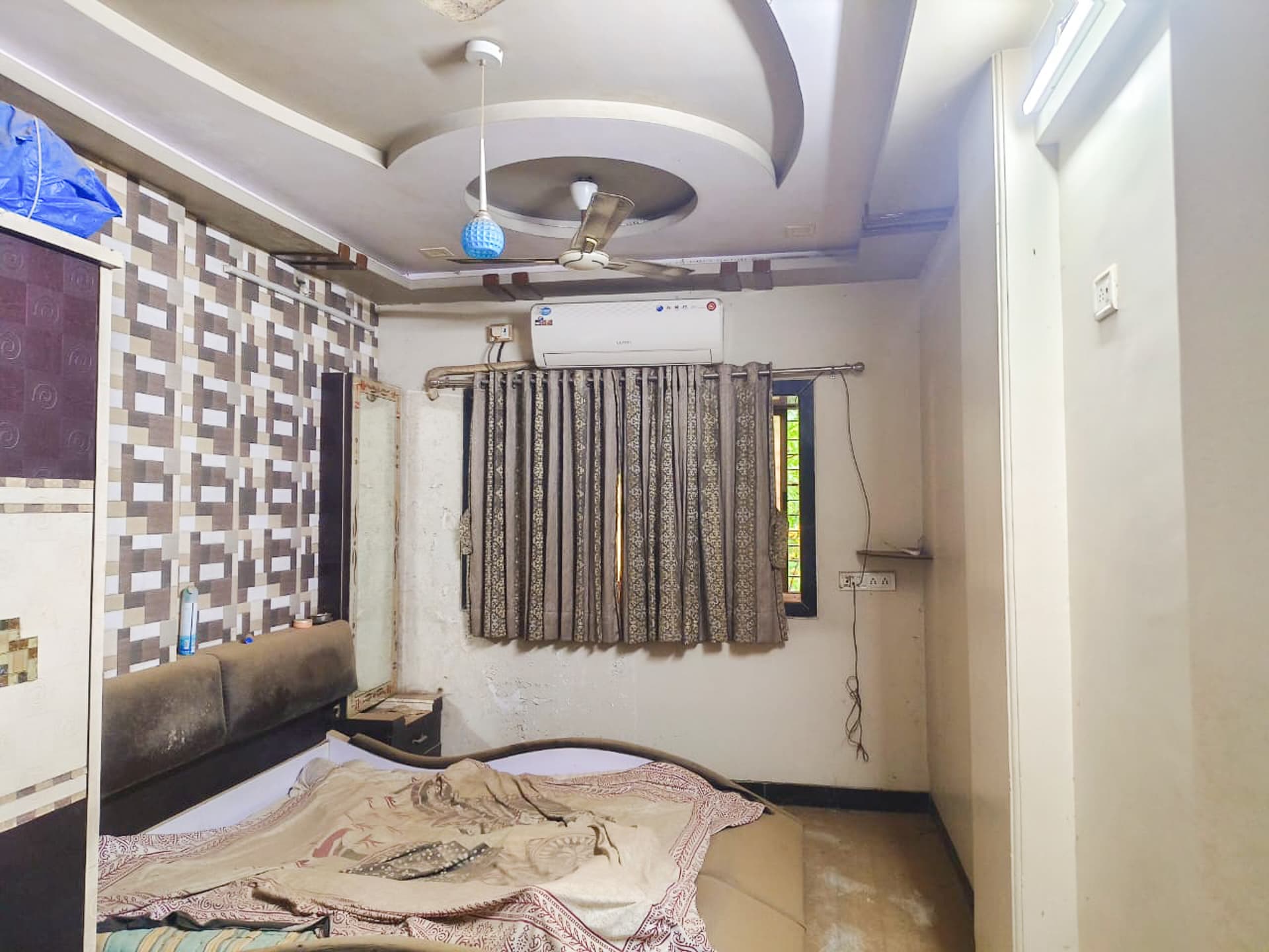 Property Photos 5