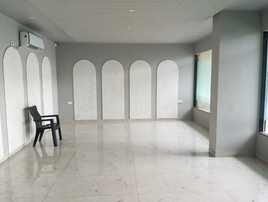 Property Photos 23