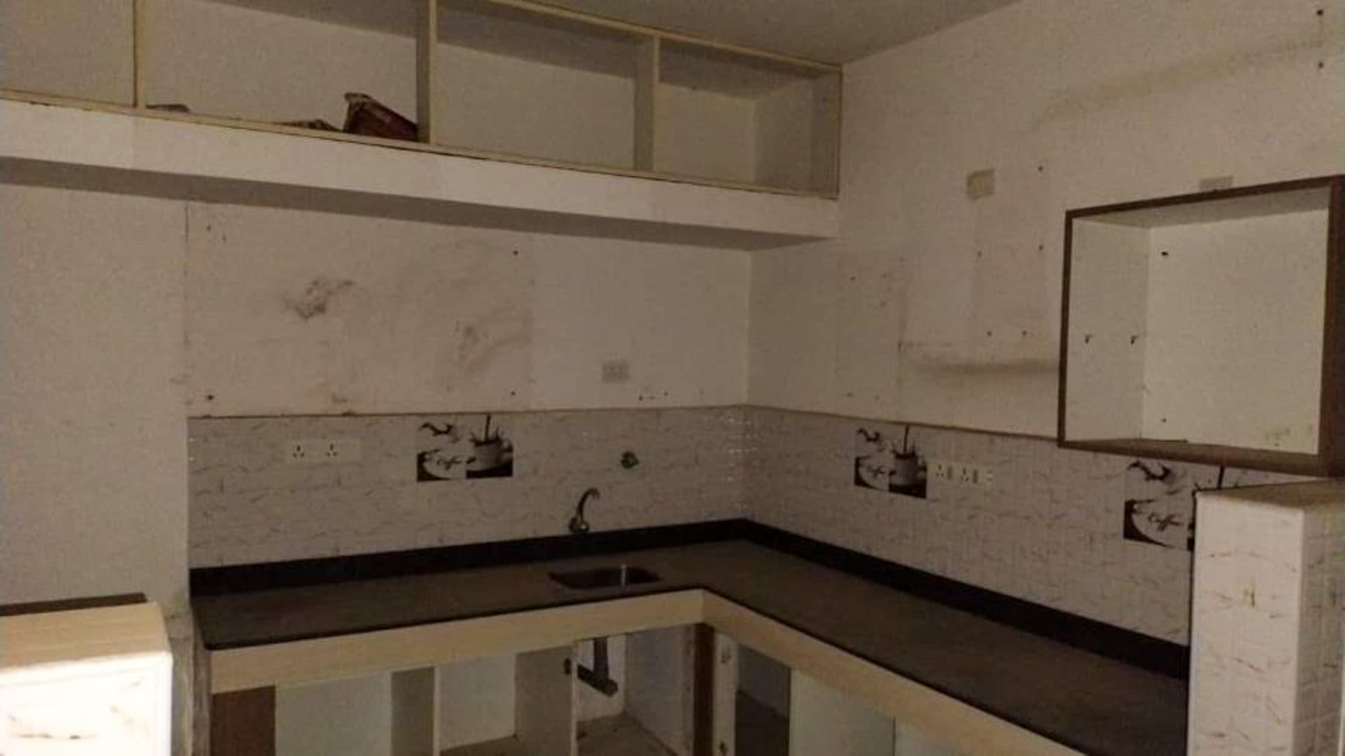 Property Photos 16
