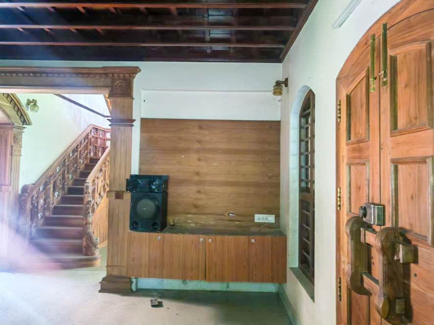 Property Photos 8
