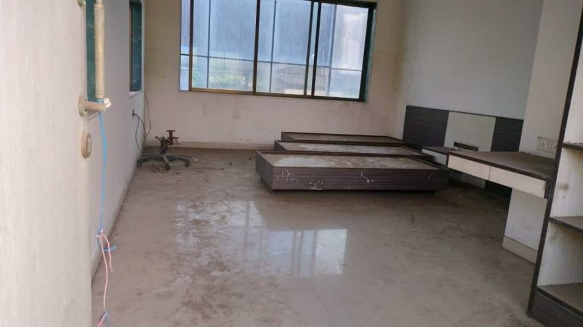 Property Photos 17