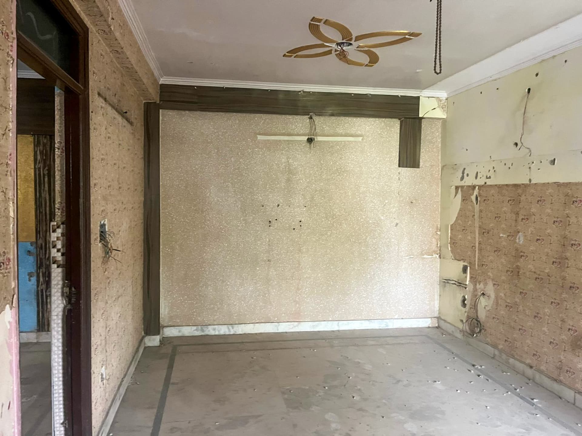 Property Photos 12