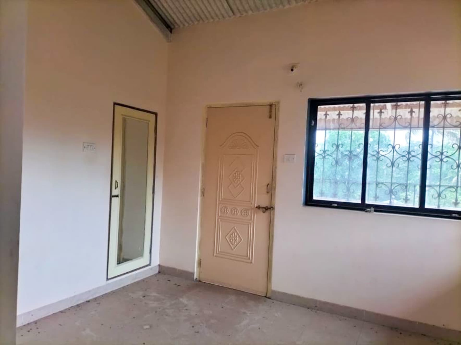Property Photos 11