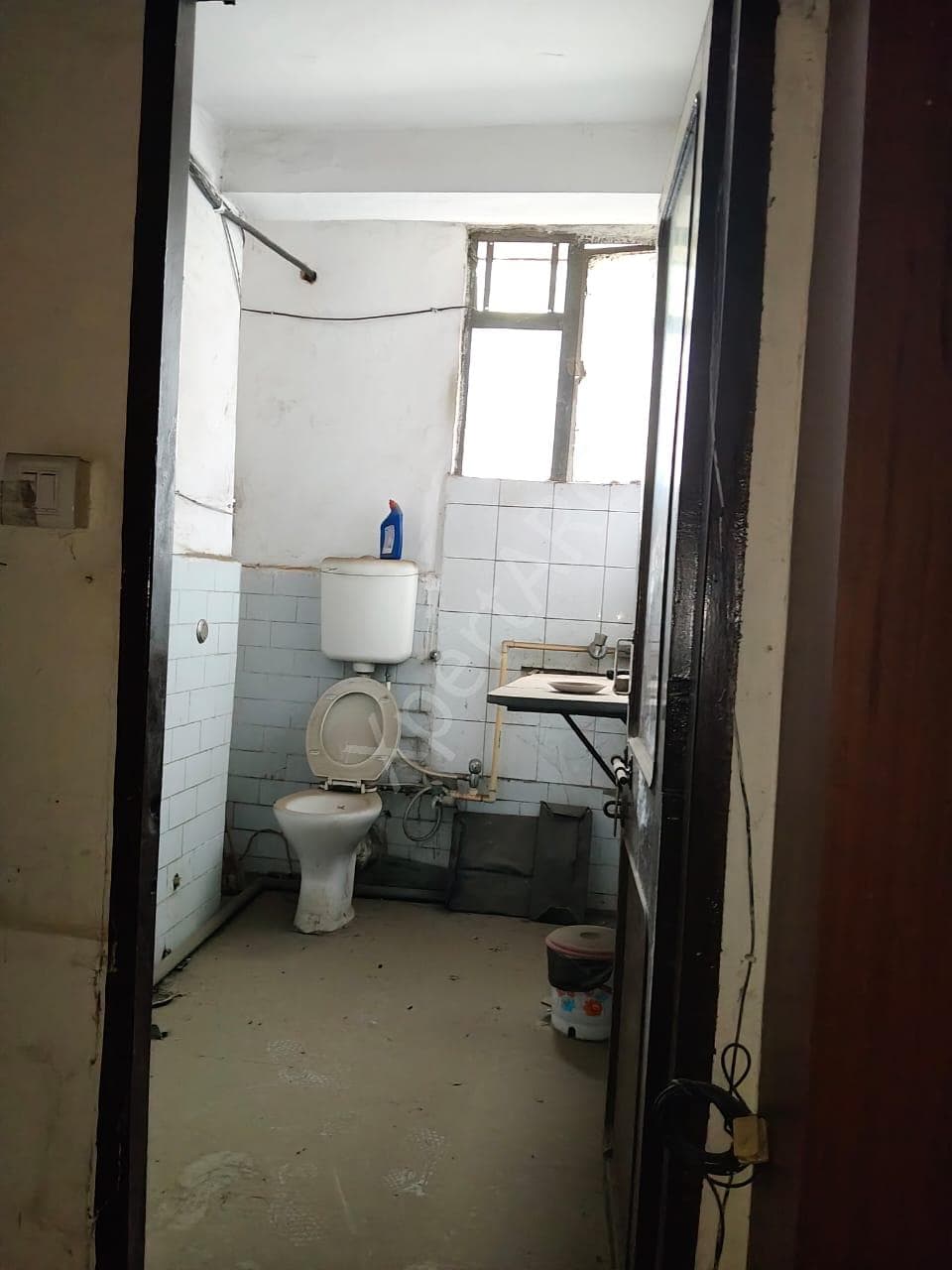 Property Photos 7