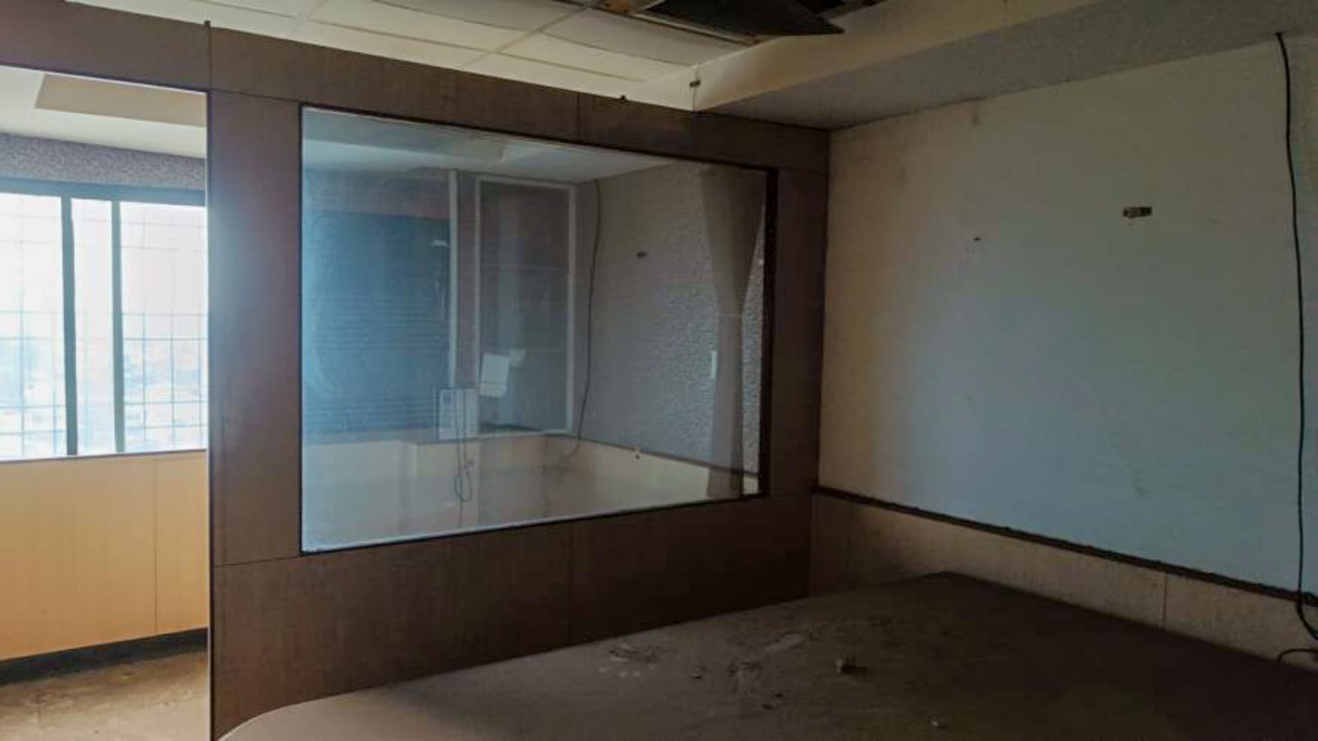 Property Photos 7