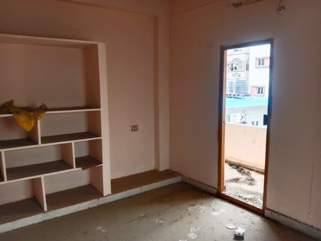 Property Photos 10