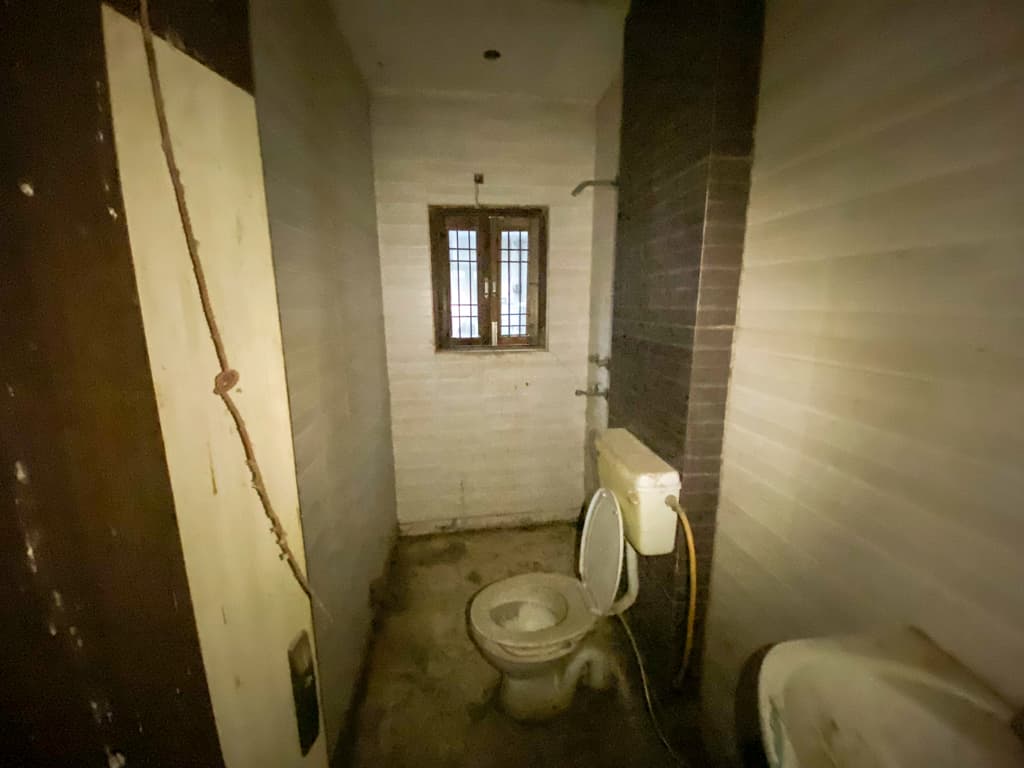 Property Photos 6