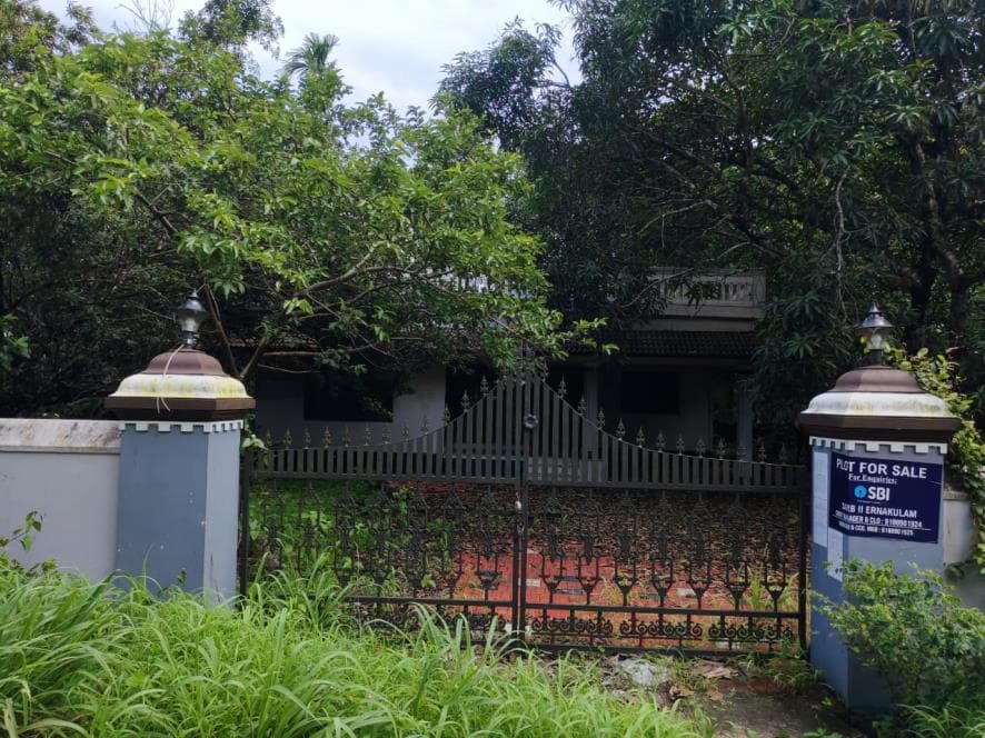 Property Photos 6