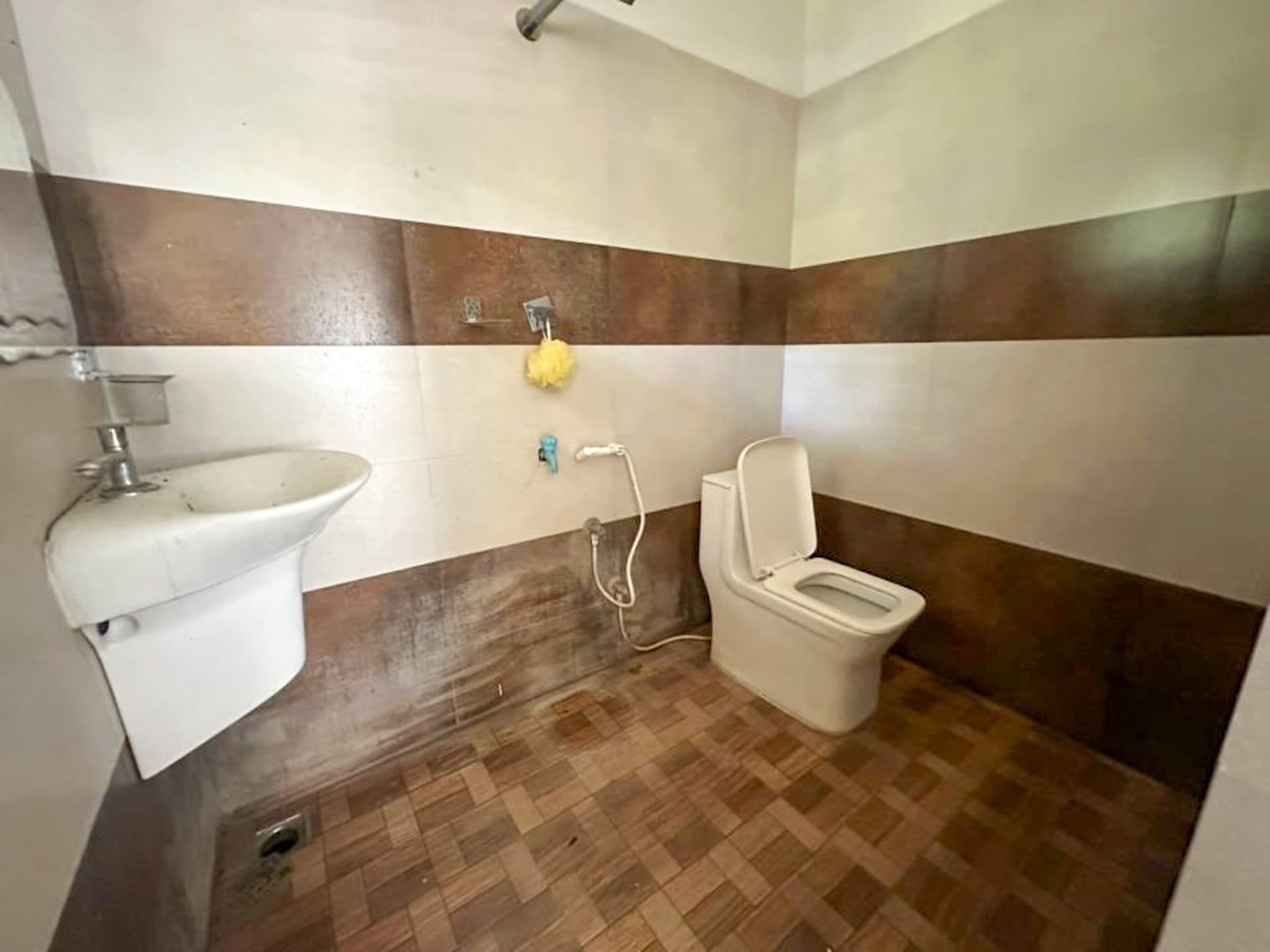 Property Photos 10