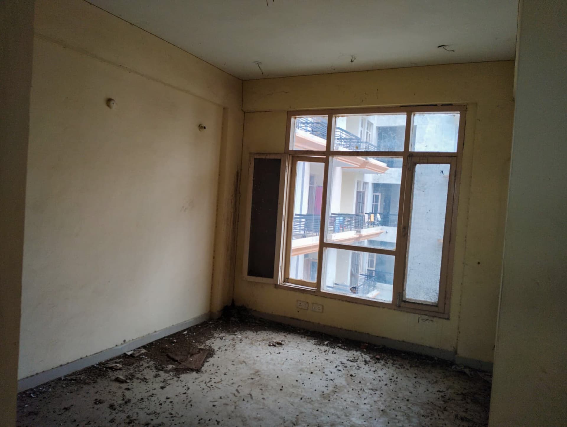 Property Photos 8