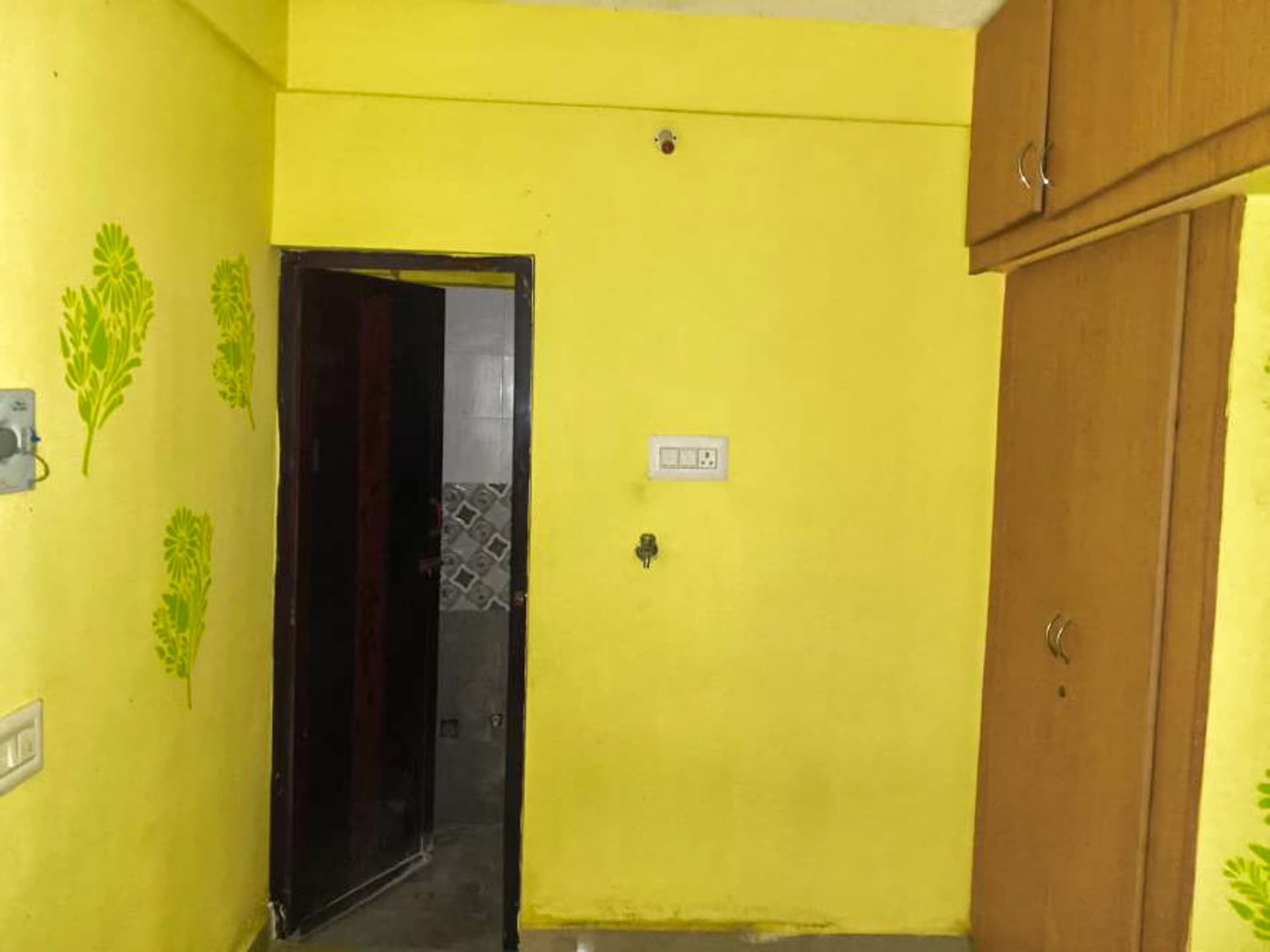 Property Photos 8