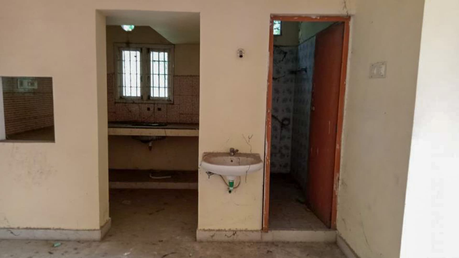 Property Photos 8