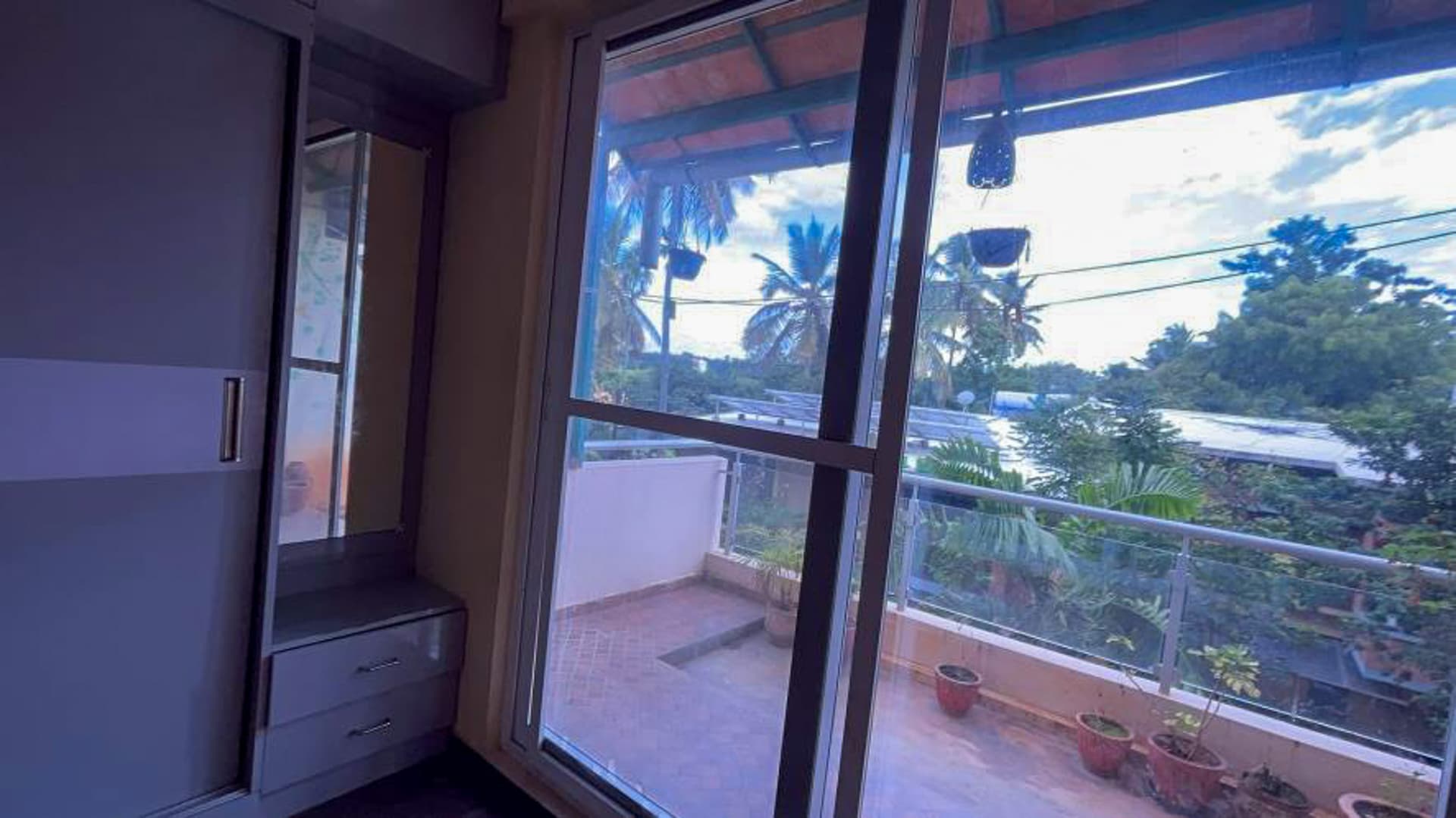 Property Photos 11
