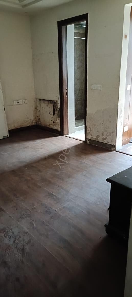 Property Photos 12