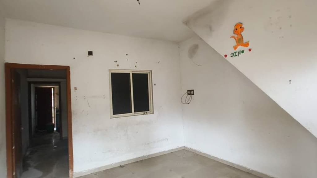 Property Photos 9