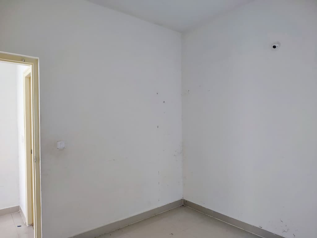 Property Photos 12
