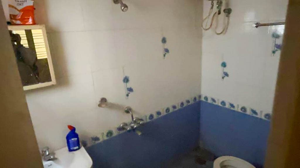 Property Photos 6