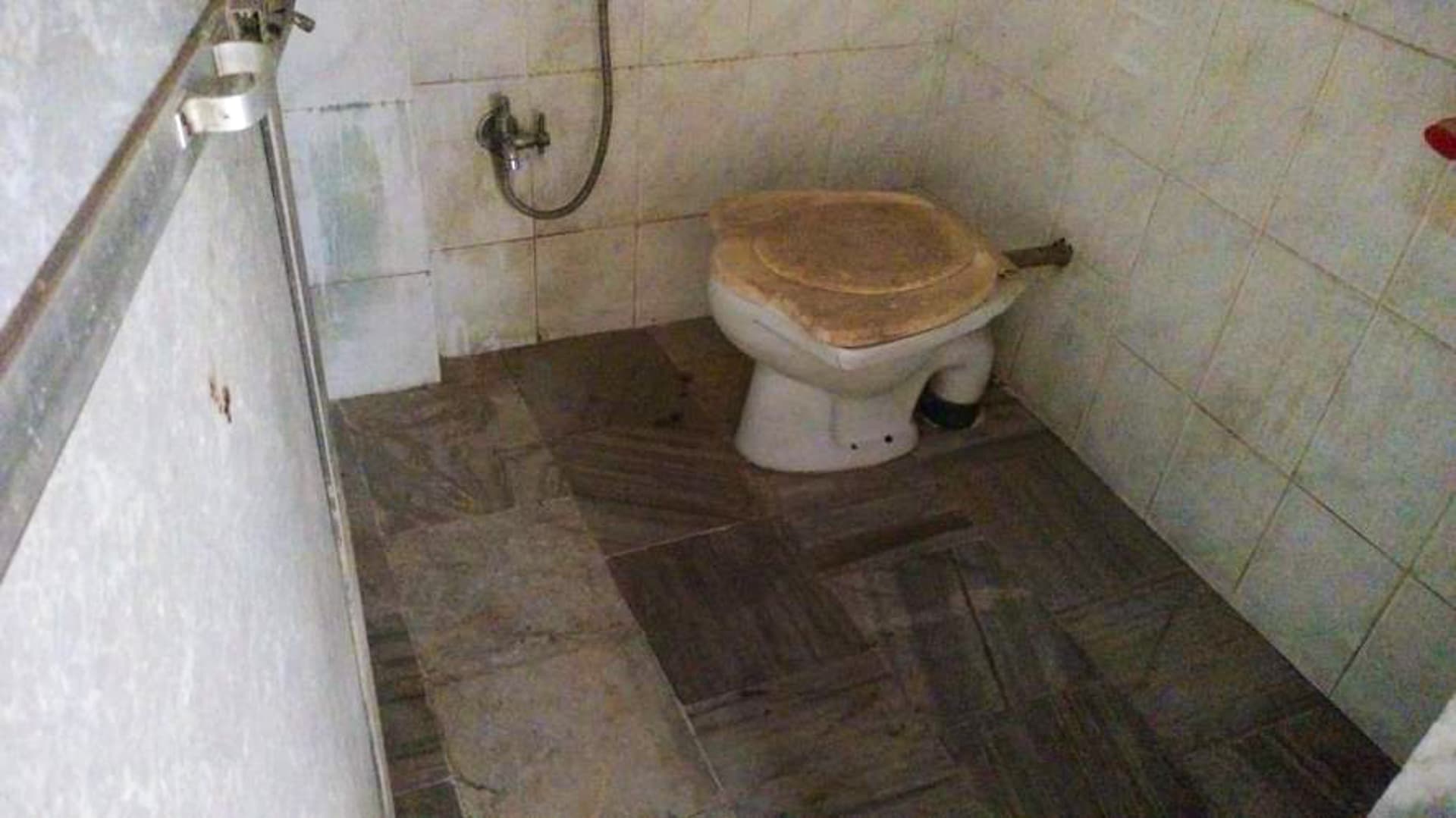 Property Photos 7