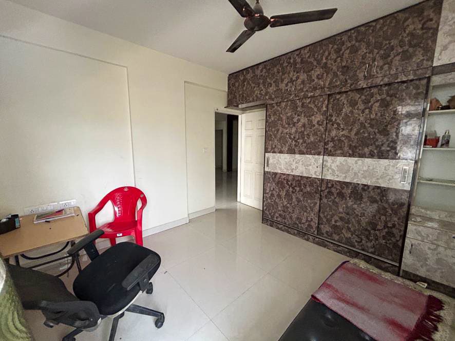 Property Photos 9