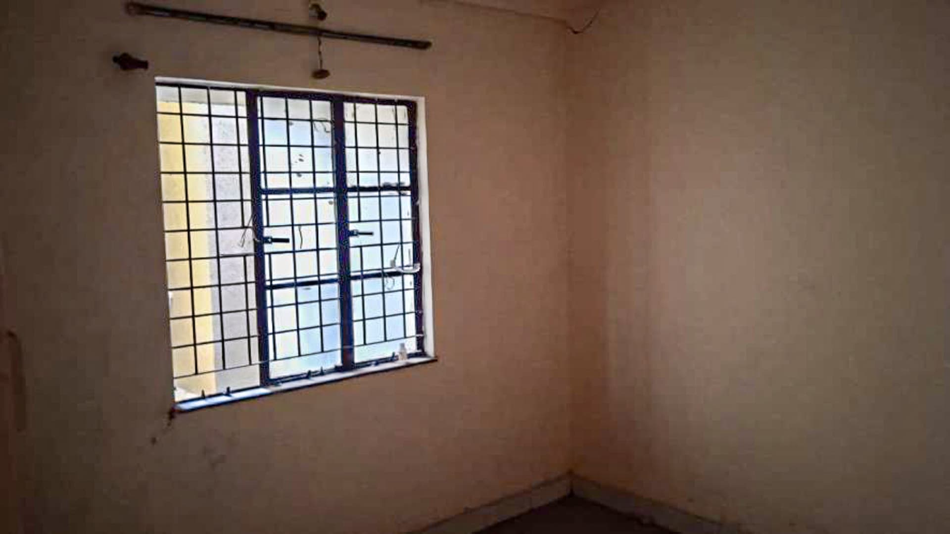 Property Photos 4