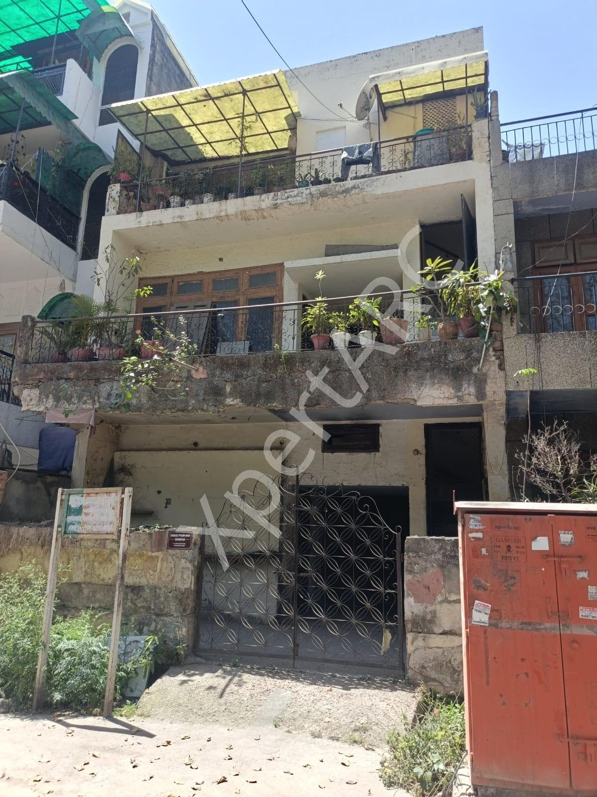 Property Photos 7