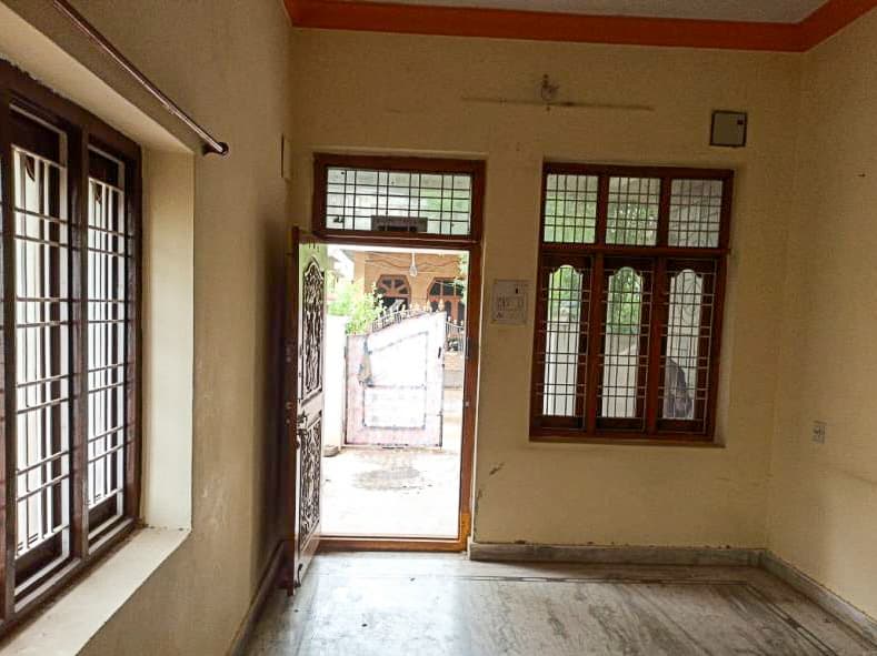Property Photos 14