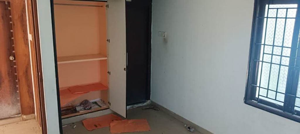 Property Photos 8