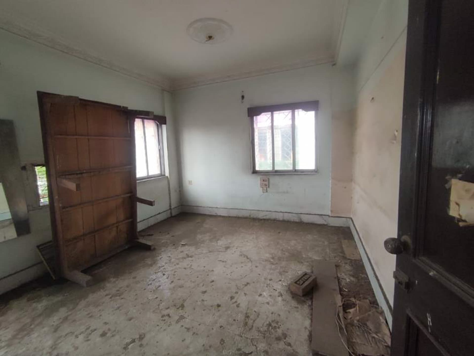 Property Photos 12
