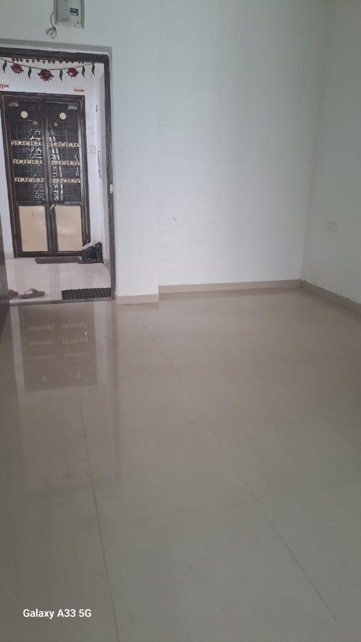 Property Photos 6