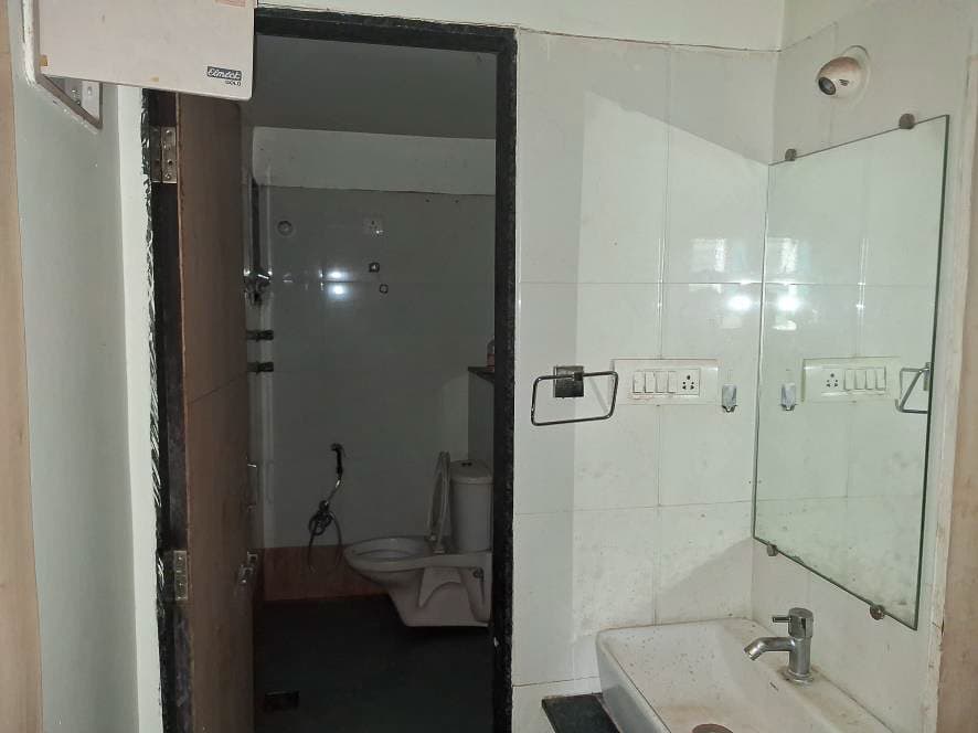Property Photos 37