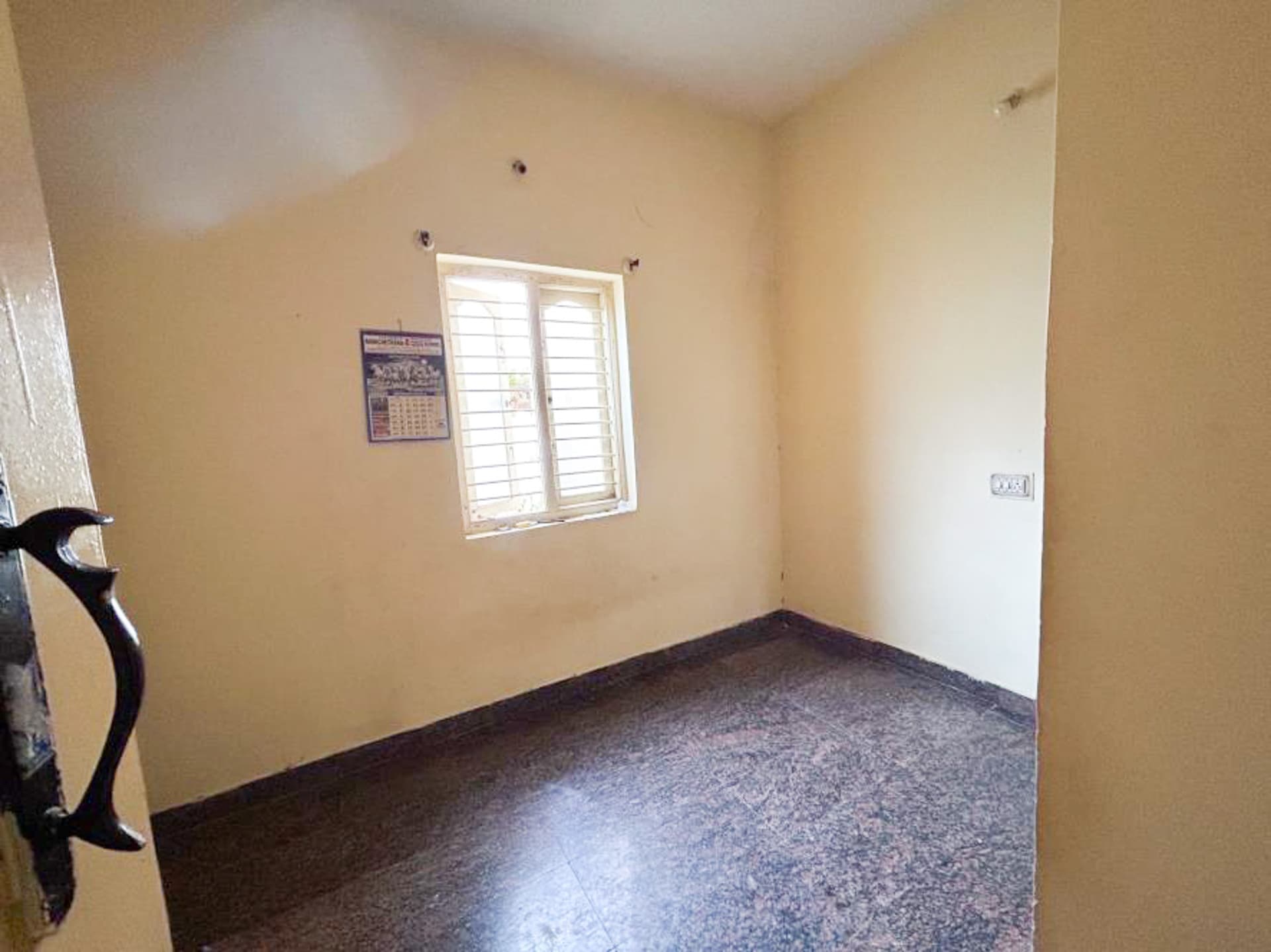 Property Photos 25