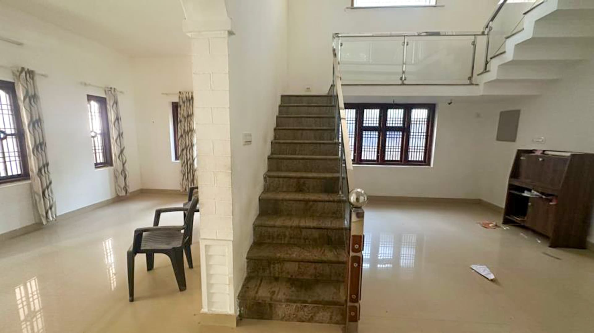 Property Photos 14