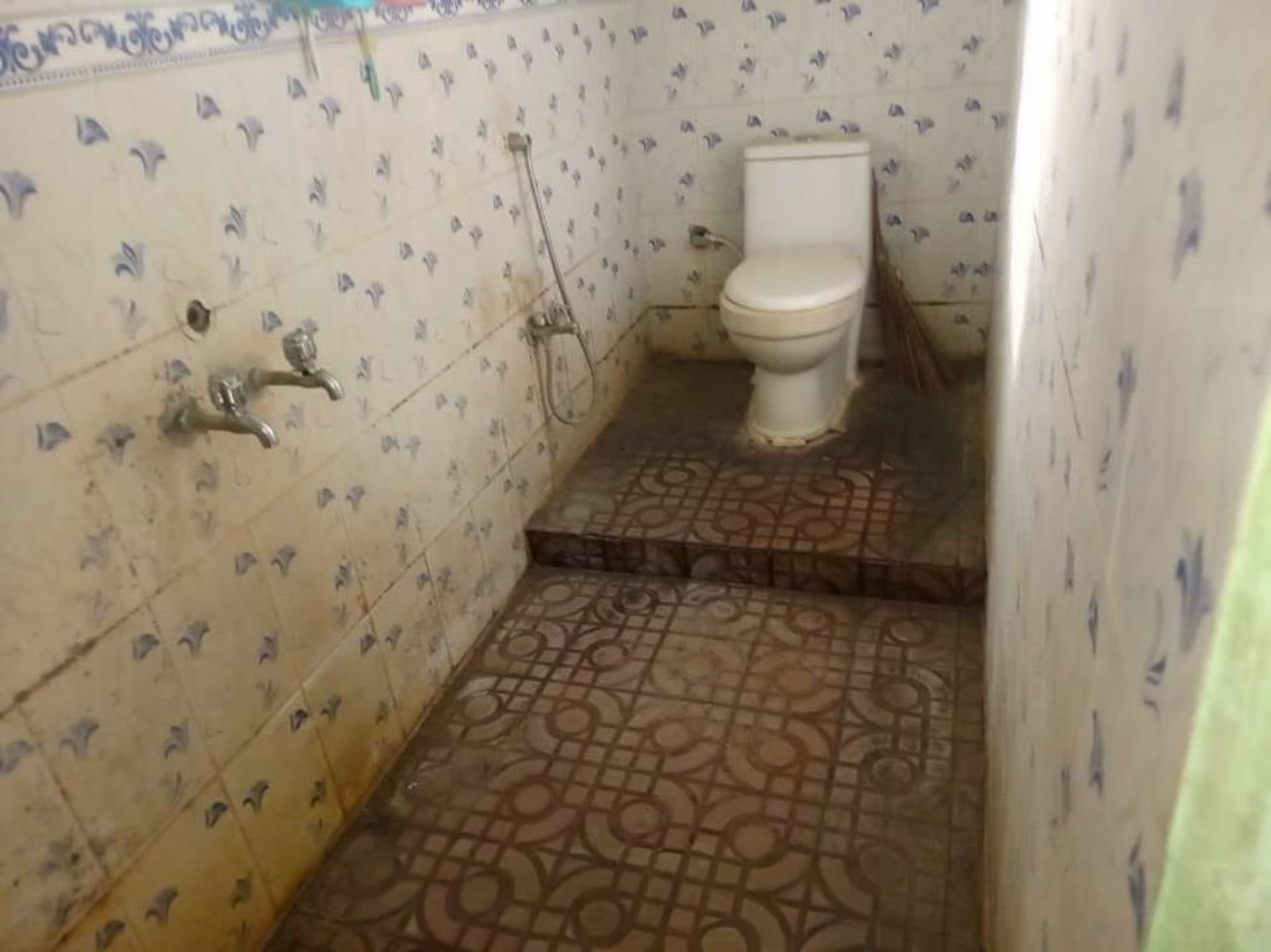 Property Photos 7