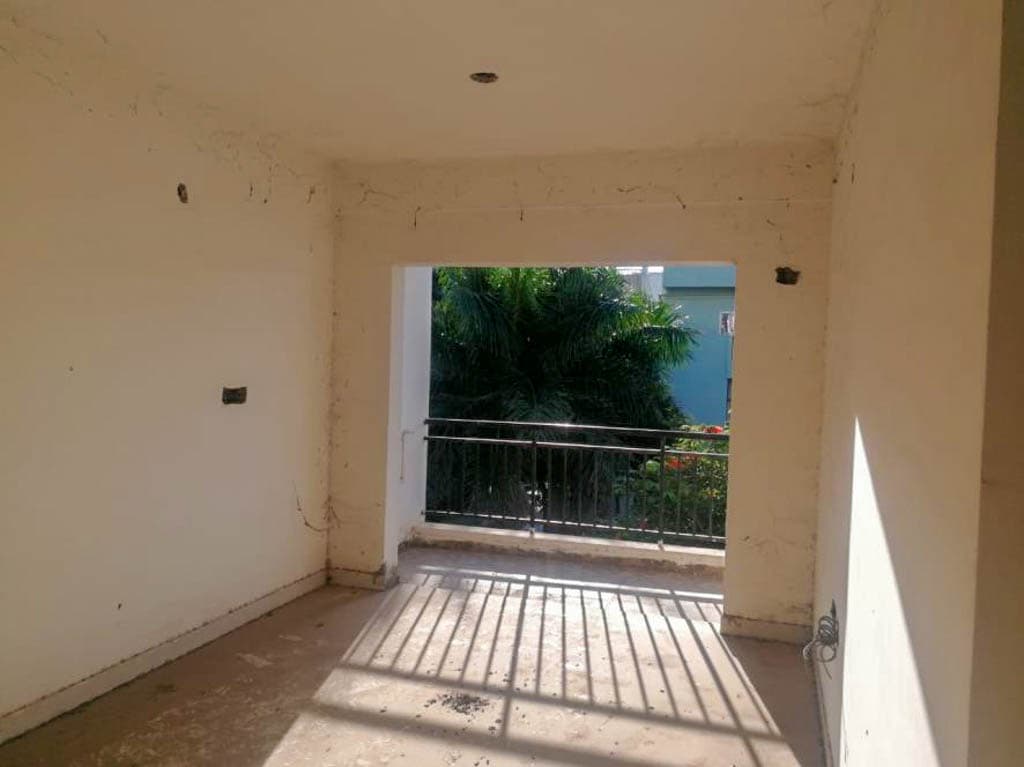 Property Photos 10