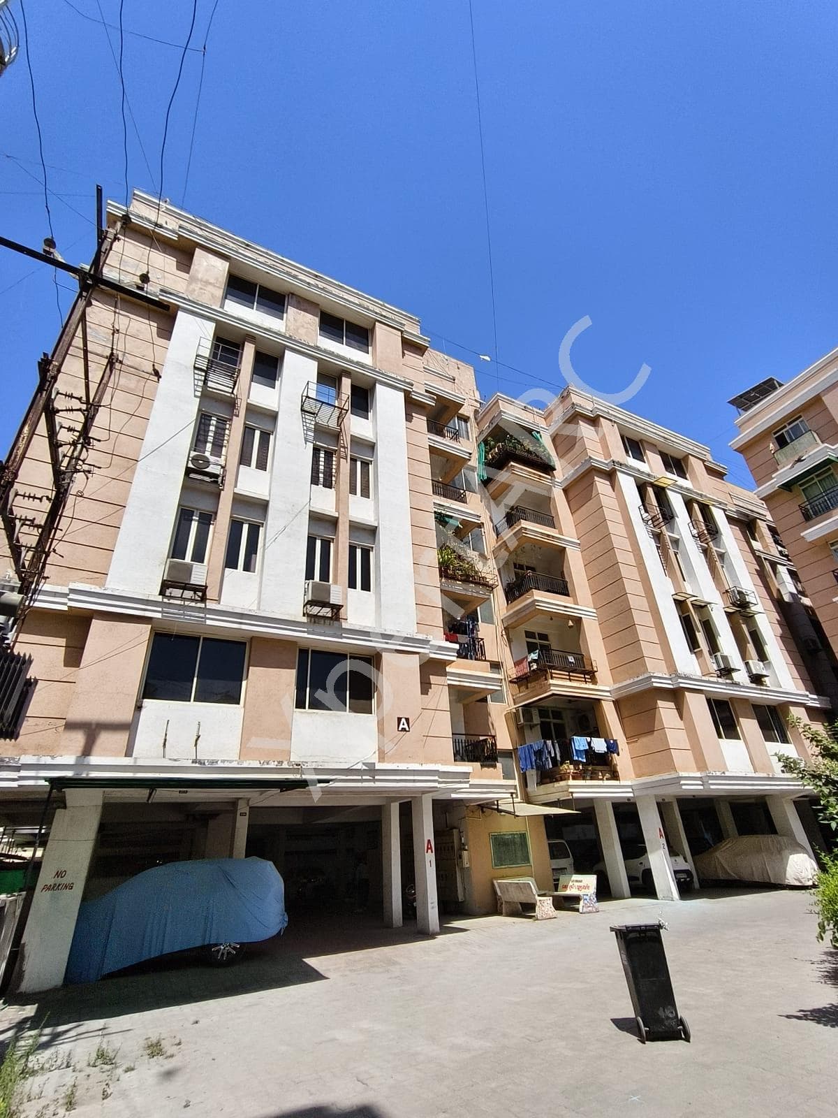 Property Photos 6