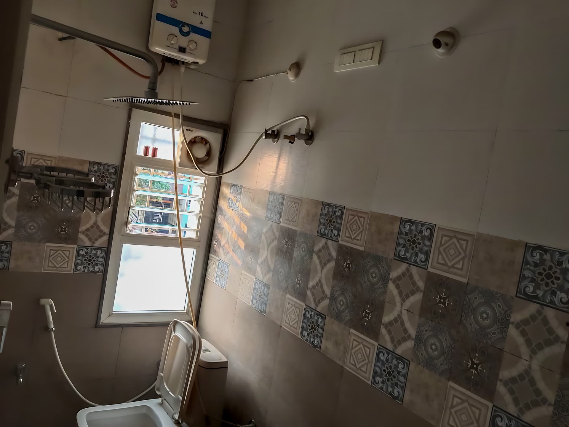 Property Photos 28