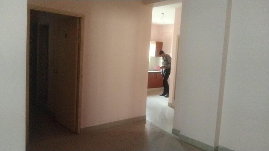 Property Photos 8