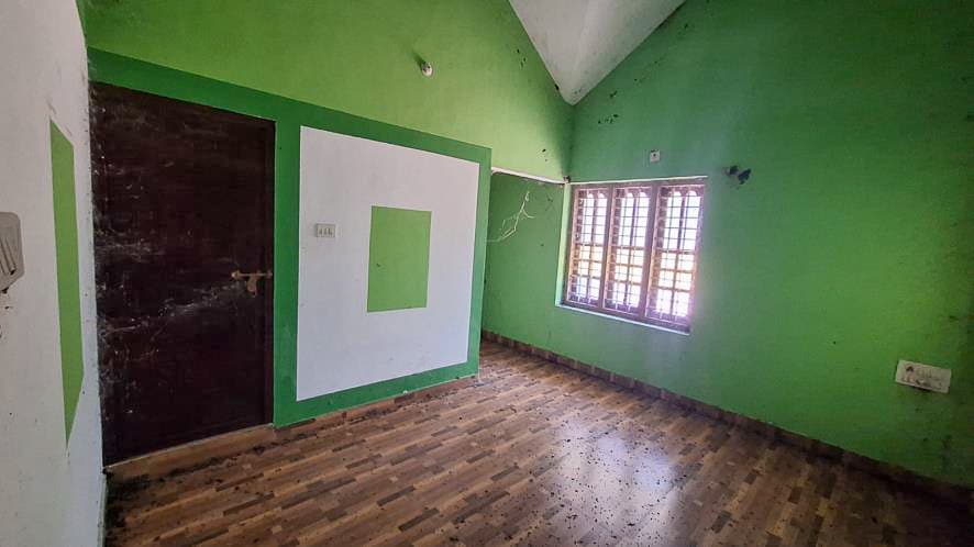 Property Photos 22