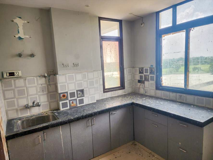 Property Photos 46