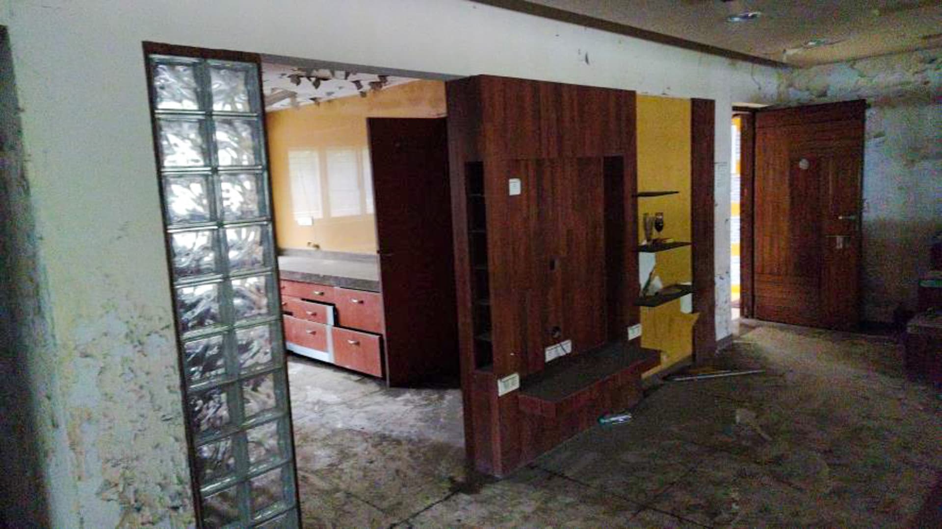 Property Photos 8