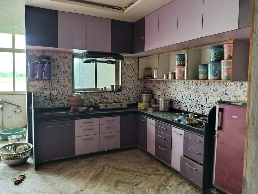 Property Photos 10