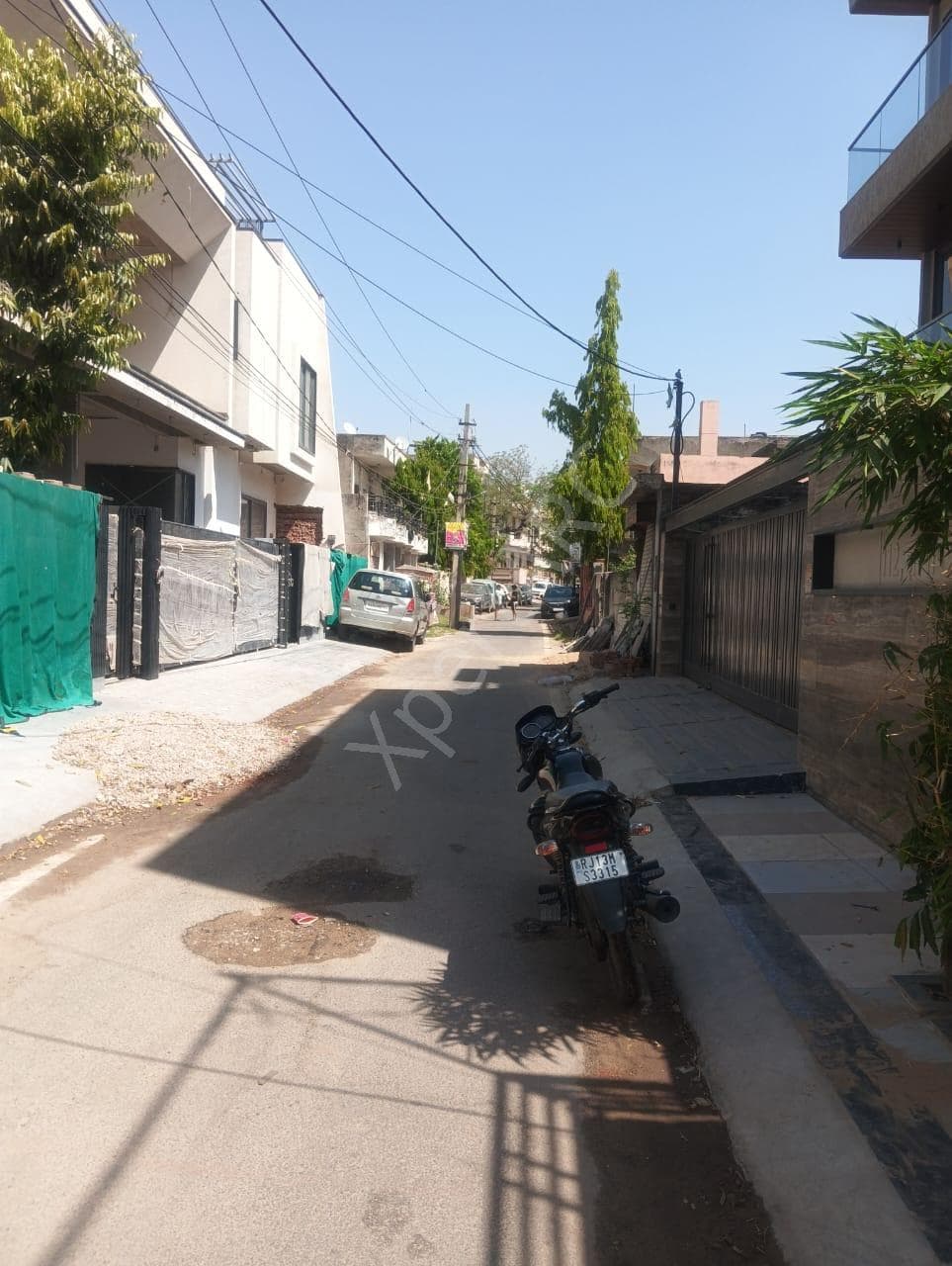 Property Photos 5