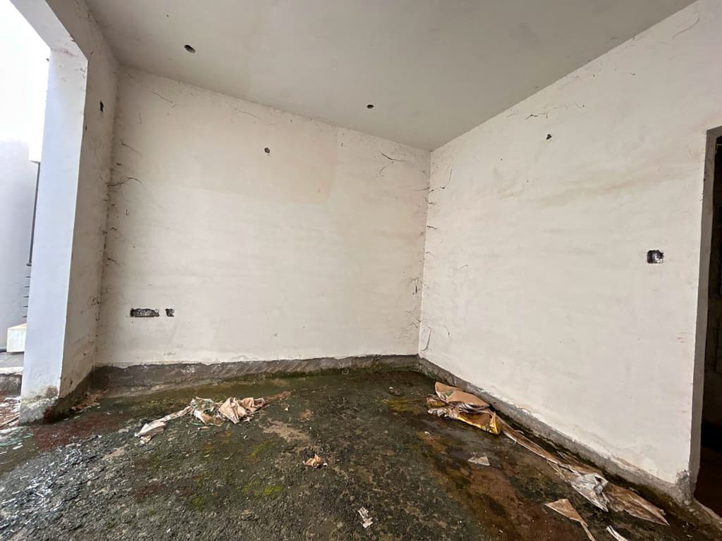 Property Photos 11