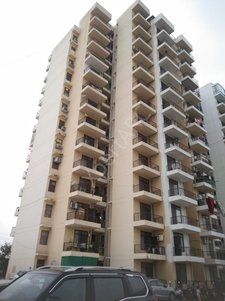 Property Photos 5