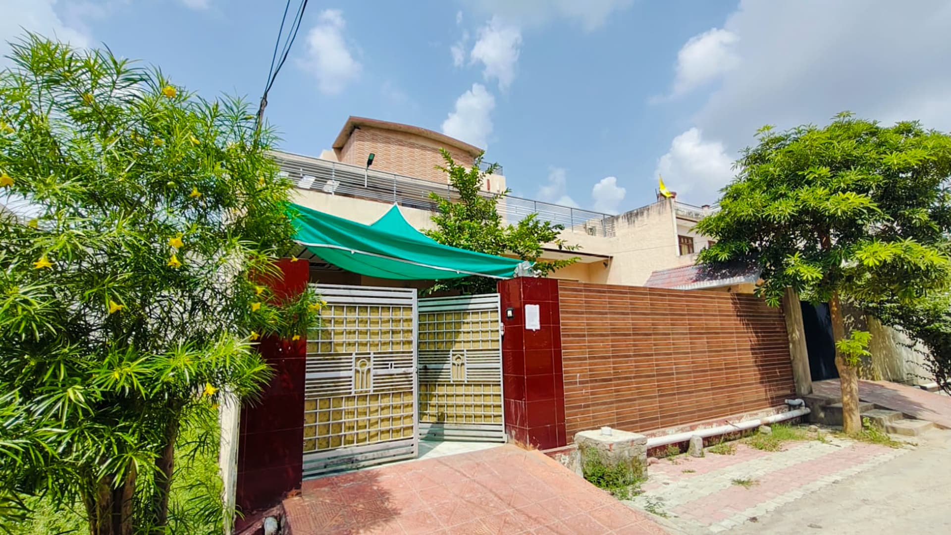 Property Photos 1