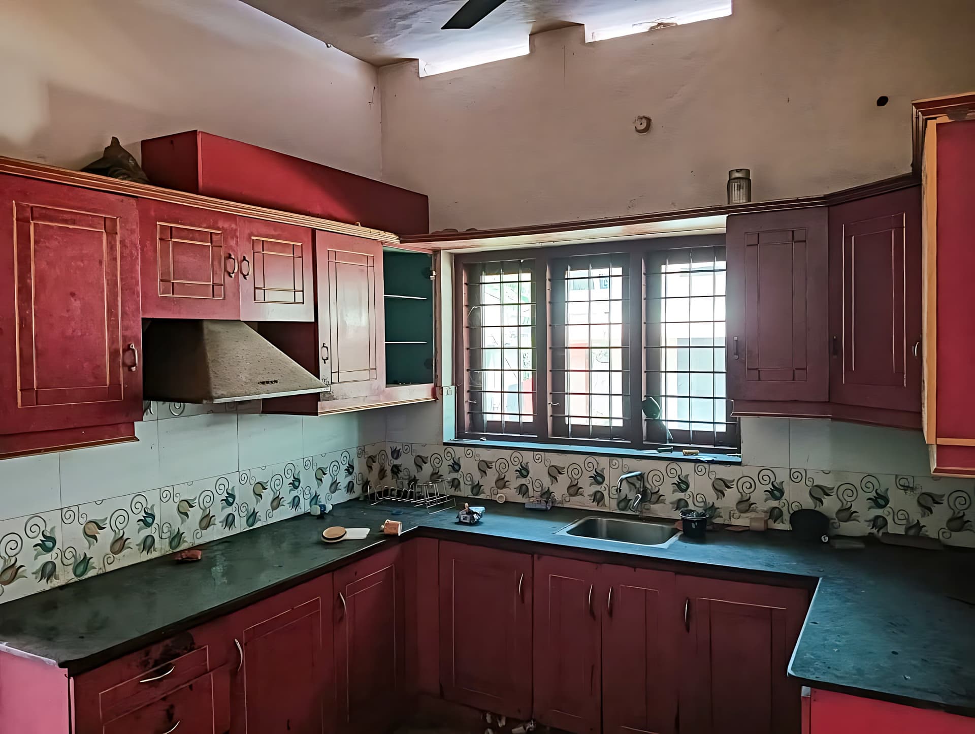 Property Photos 8